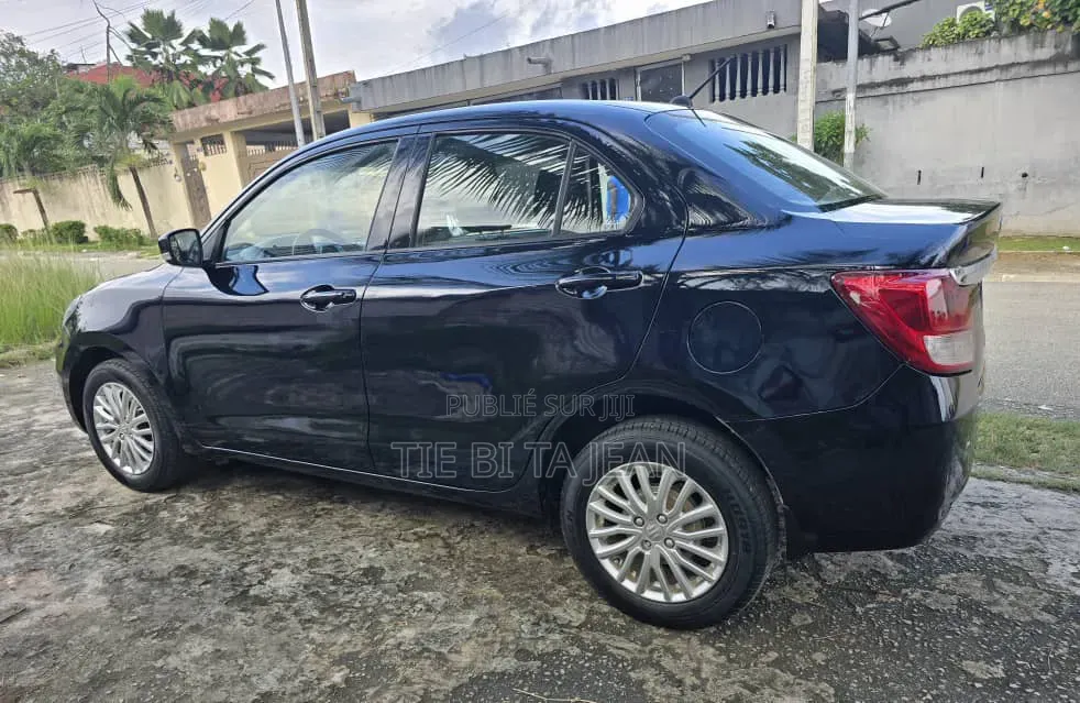 Suzuki Dzire 2025 Noir