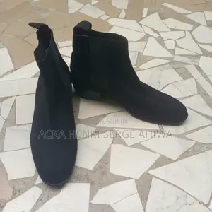 Bottines Noires Daim Homme Cesare Paciotti