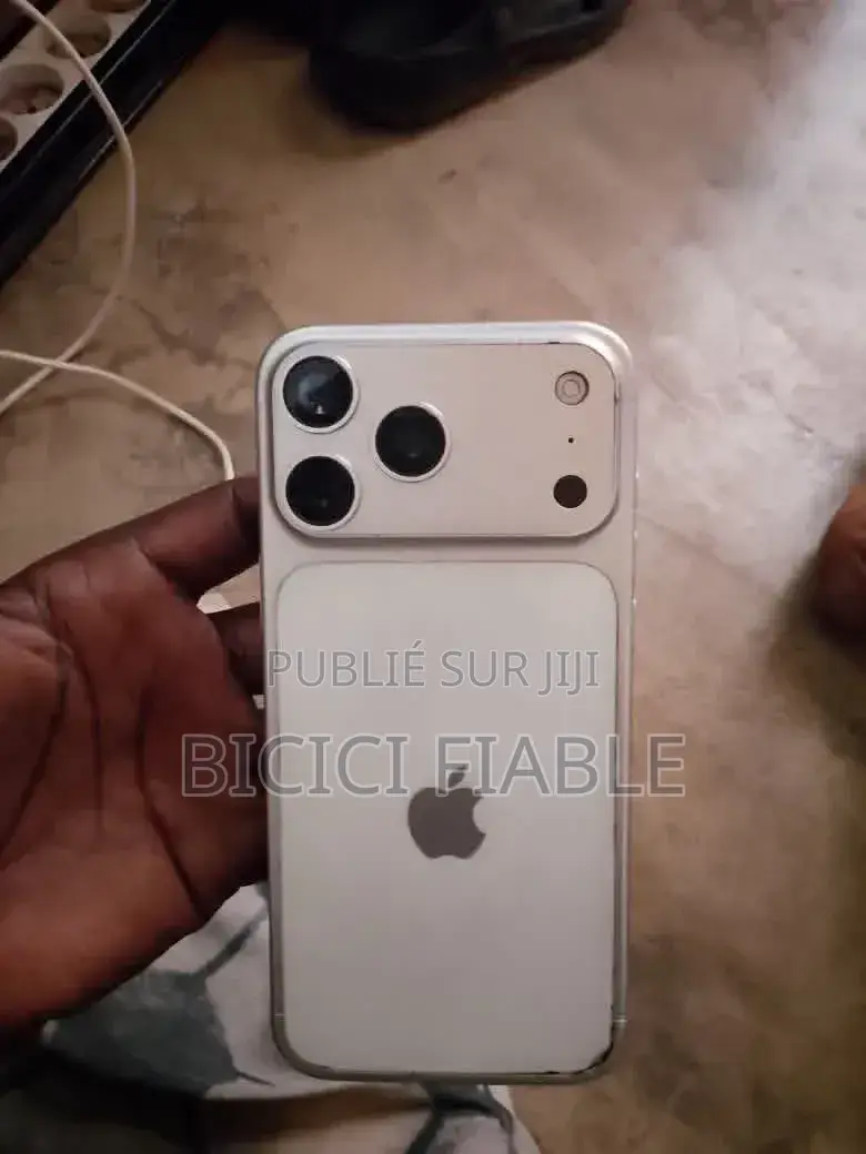 Nouveau Apple iPhone 17e 512 GB Blanc