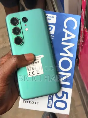 Nouveau Tecno Camon 50 Pro 256 GB Argenté