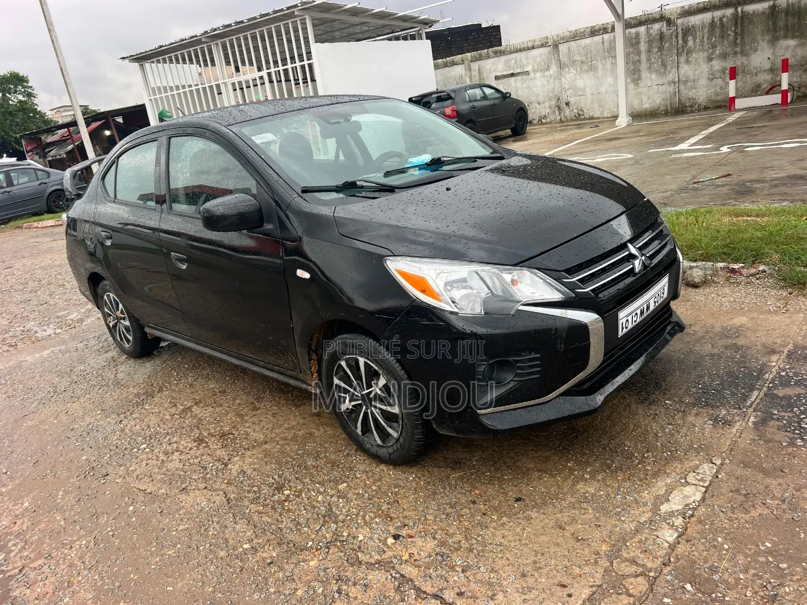 Mitsubishi Mirage 2022 Noir
