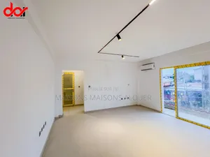 3chbre Appartement dans Ibrahim, Cocody à Louer