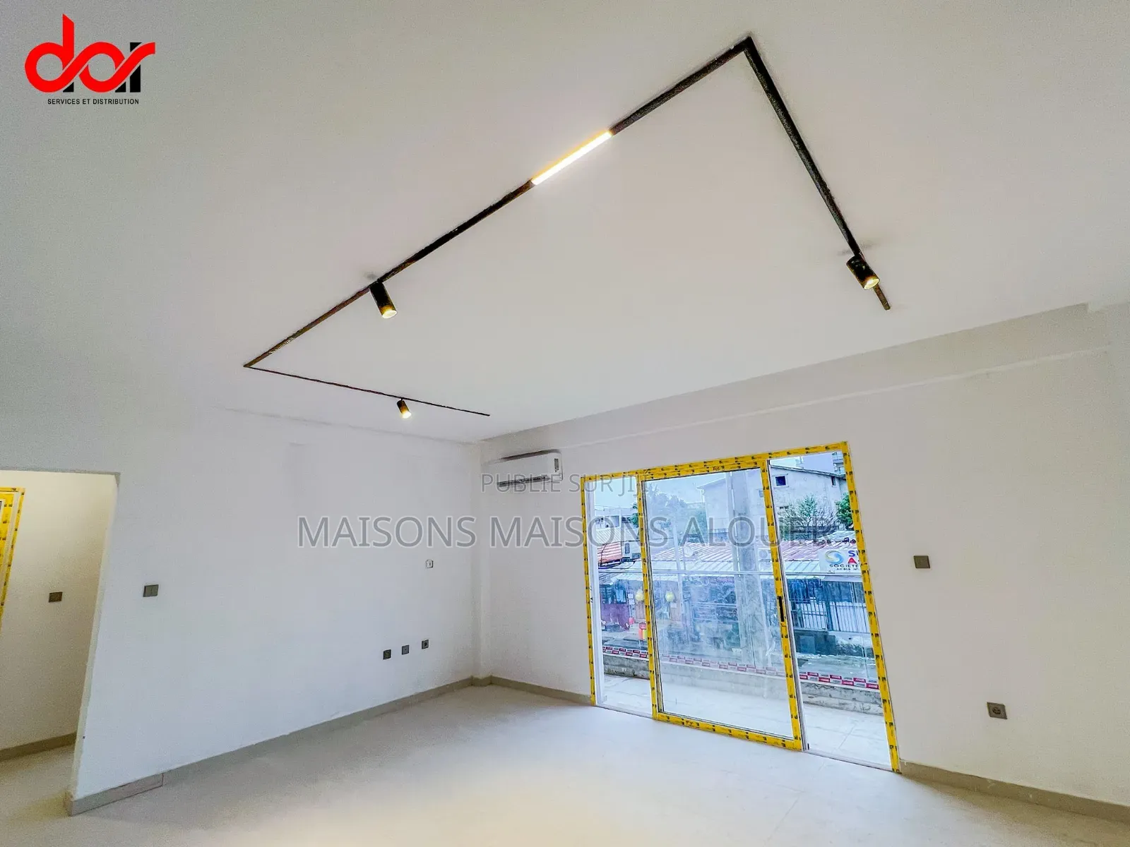 3chbre Appartement dans Ibrahim, Cocody à Louer