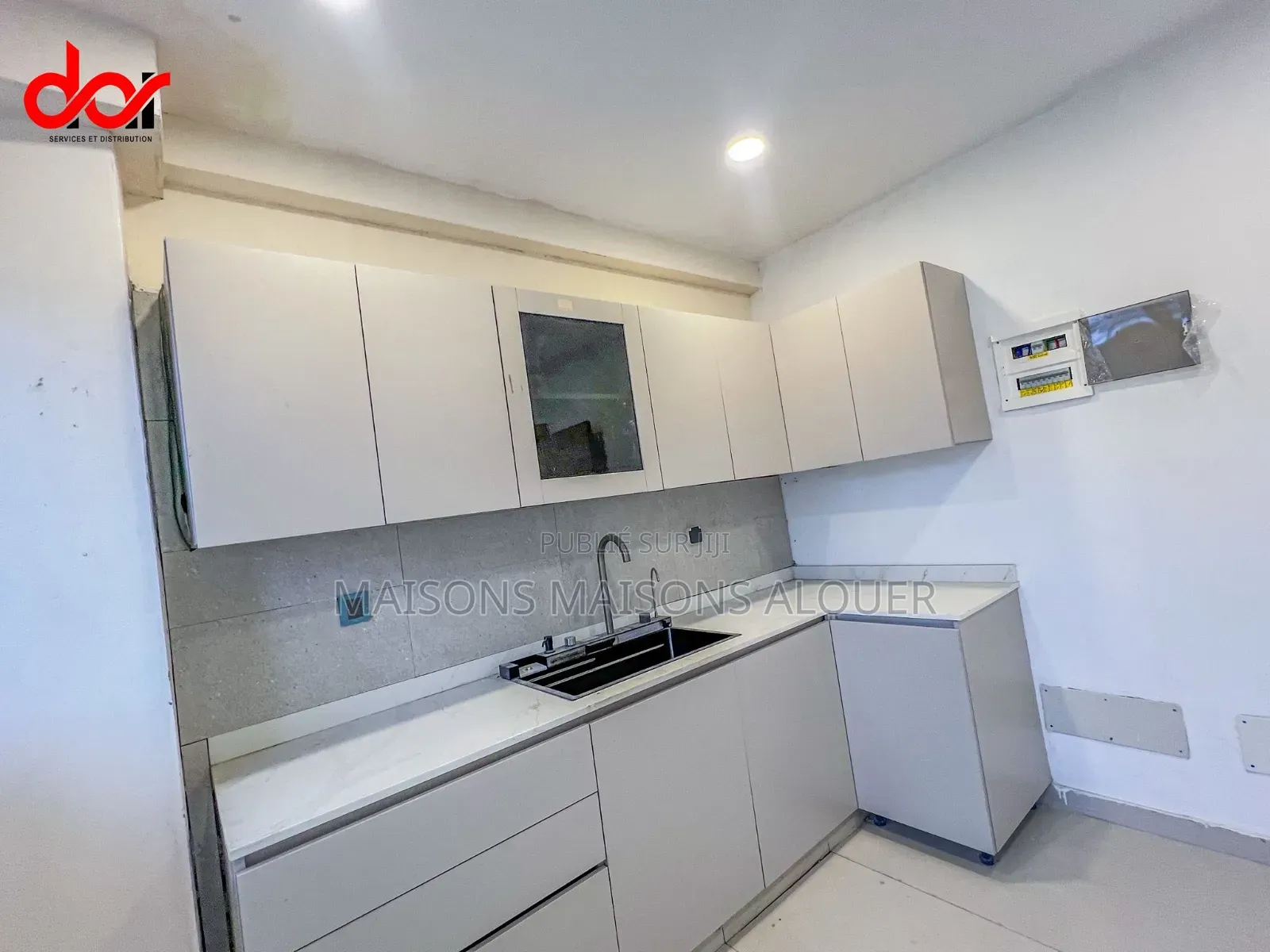 3chbre Appartement dans Ibrahim, Cocody à Louer