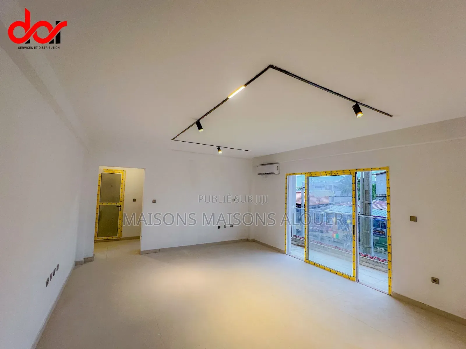 3chbre Appartement dans Ibrahim, Cocody à Louer