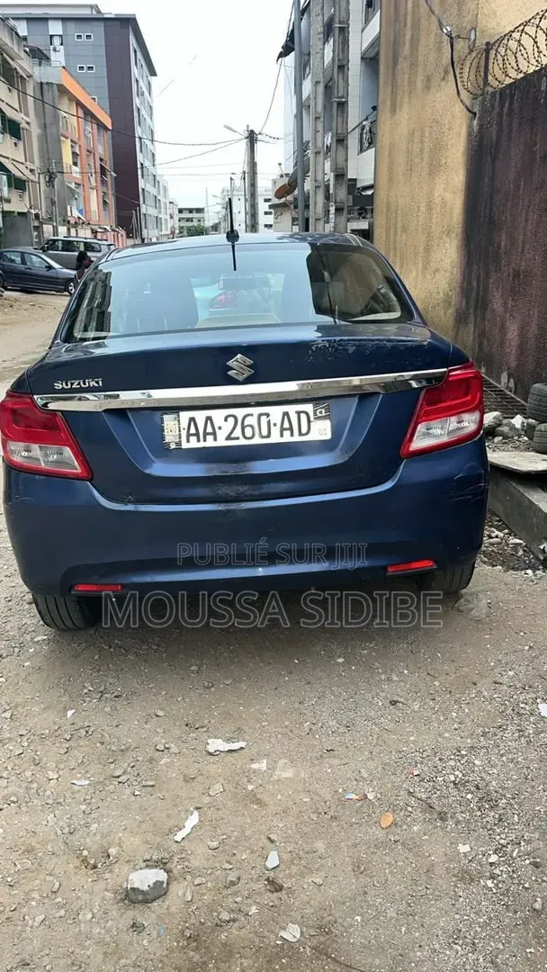 Suzuki Dzire 2023 Bleu