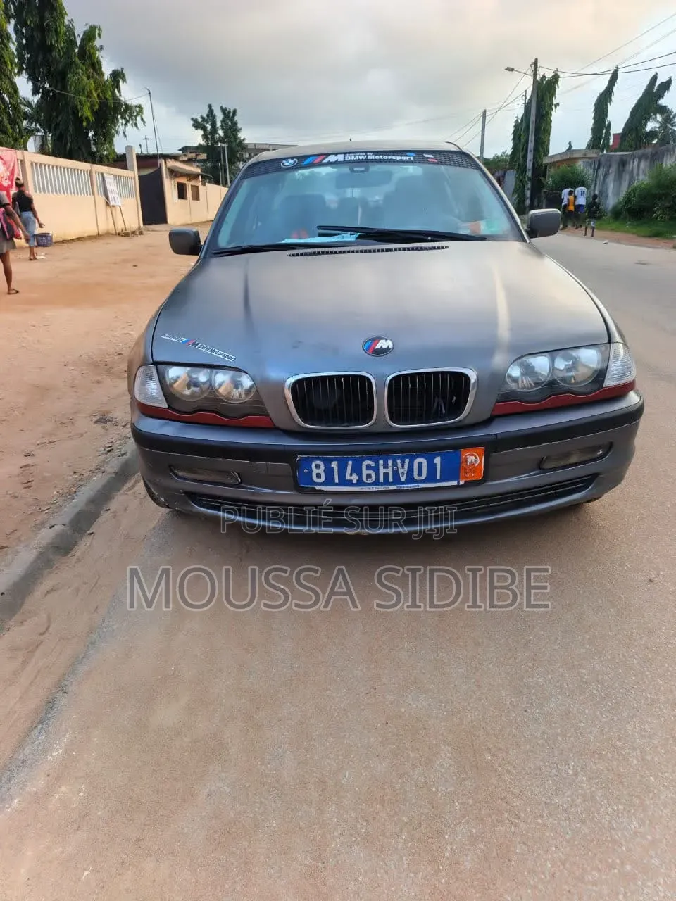 BMW 3 Series 316i RWD 2004 Gris