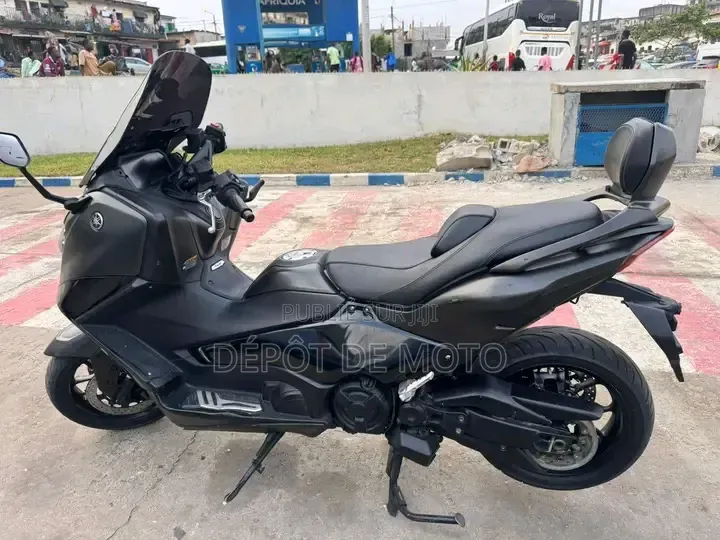 Nouveau Yamaha Autre 2024 Noir