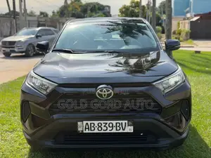 Toyota RAV4 2021 Noir