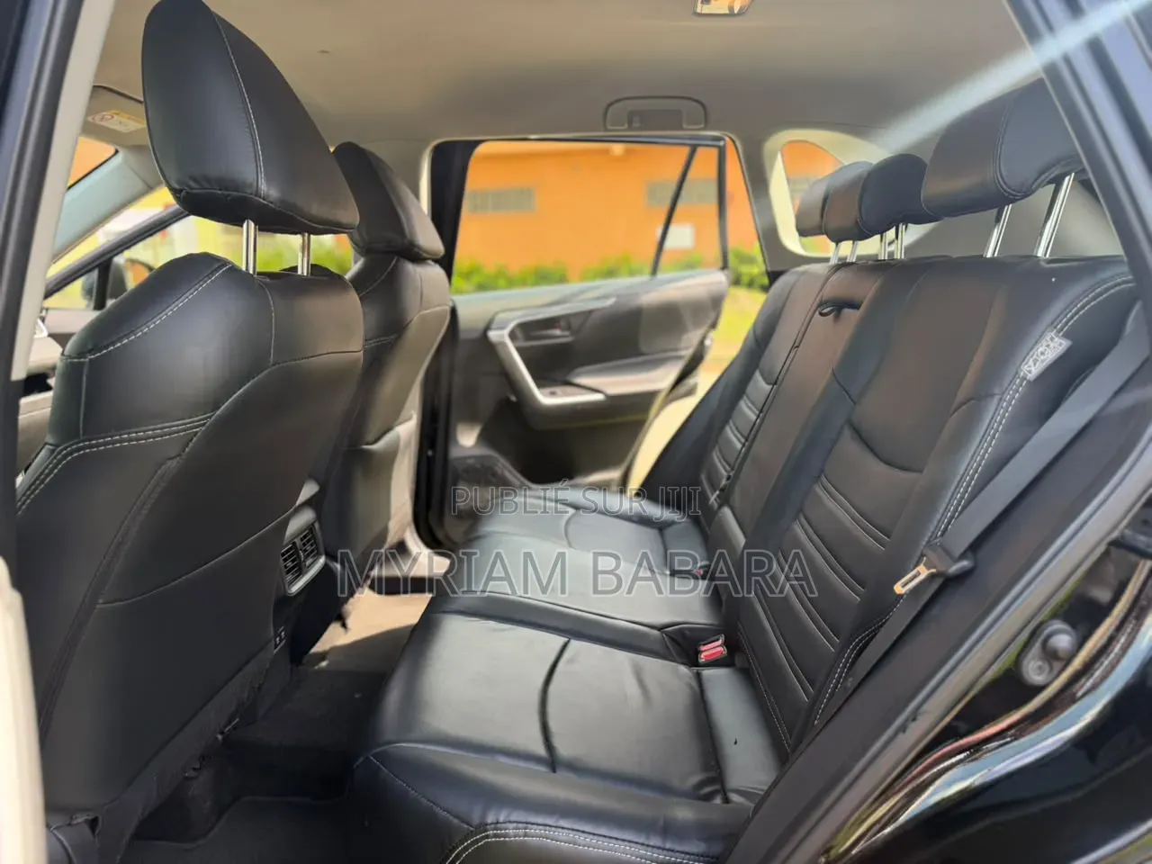 Toyota RAV4 2021 Noir