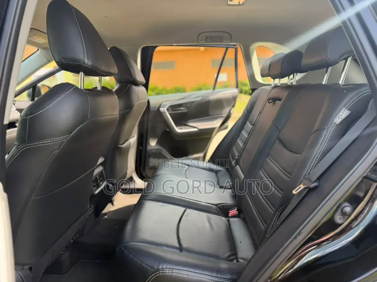 Toyota RAV4 2021 Noir