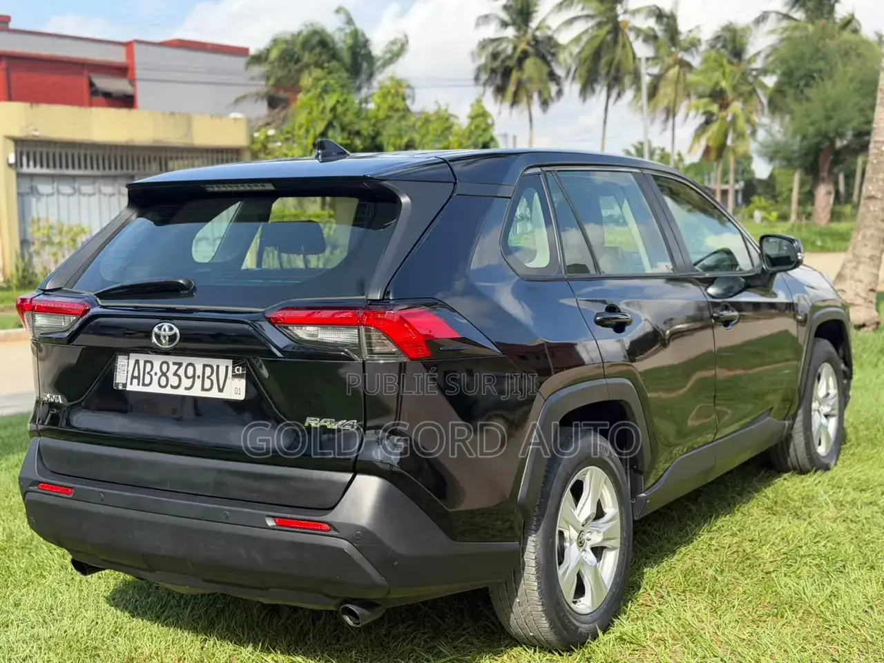 Toyota RAV4 2021 Noir