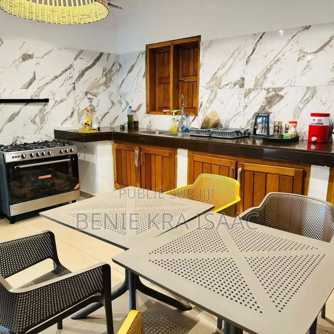Meublé 5chbre Duplex dans Benie, Bingerville à Vendre