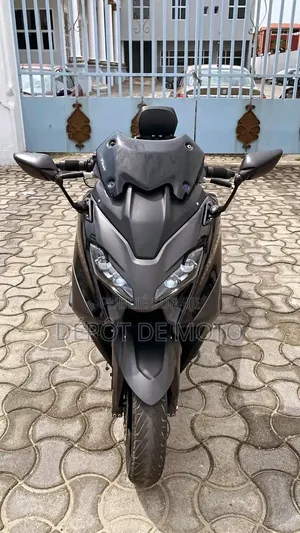 Nouveau Yamaha Autre 2024 Noir