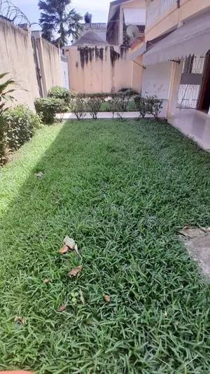 5chbre Duplex dans Villa Duplex 6, Cocody à Louer