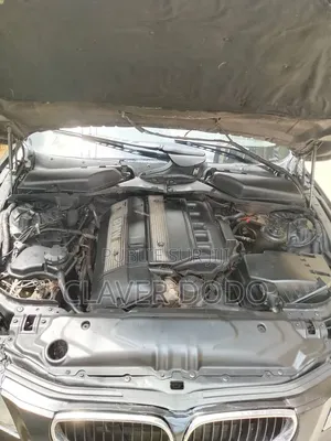 BMW 520i 2004 Noir