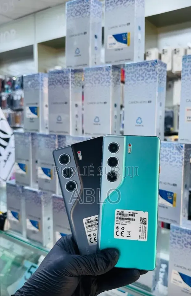 Nouveau Tecno Camon 40 256 GB Autre