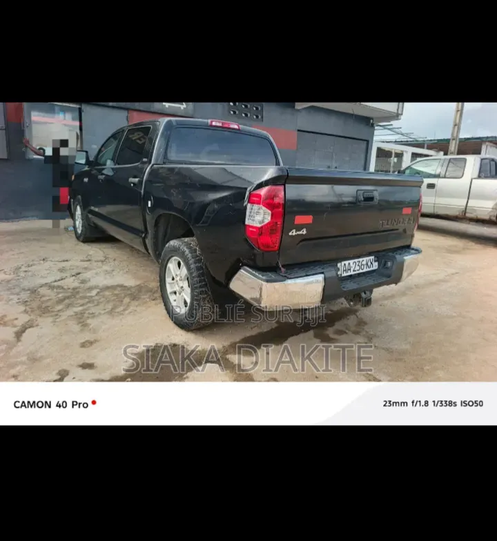 Toyota Tundra 2018 Noir