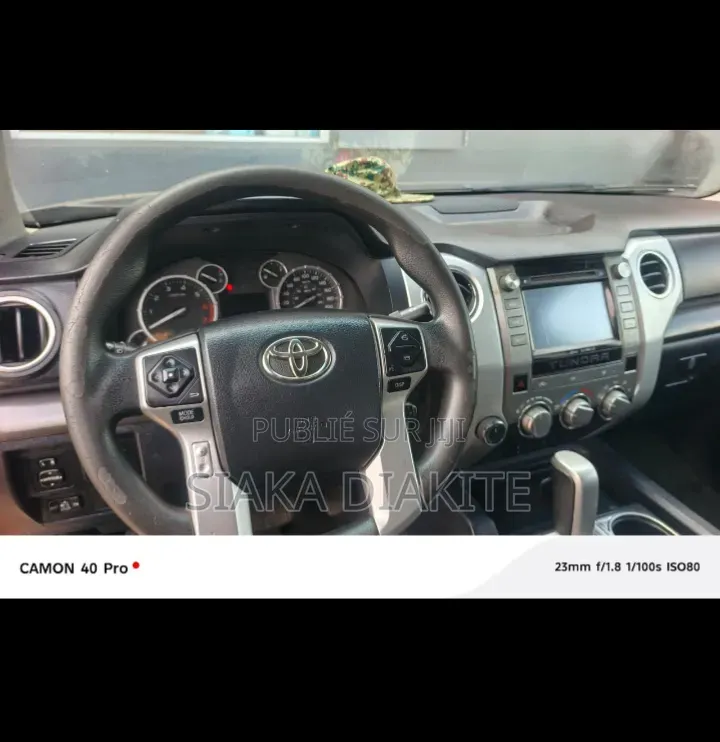 Toyota Tundra 2018 Noir