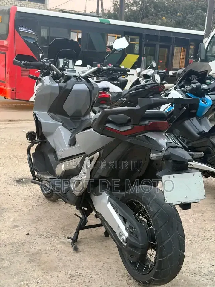 Nouveau Honda Autre 2022 Gris