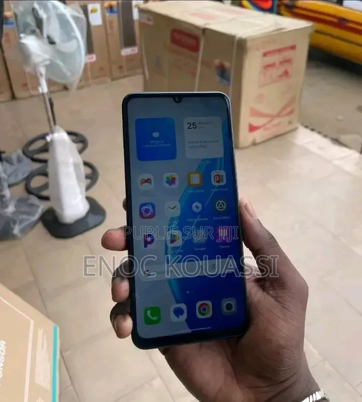 Nouveau Itel City 200 128 GB Bleu