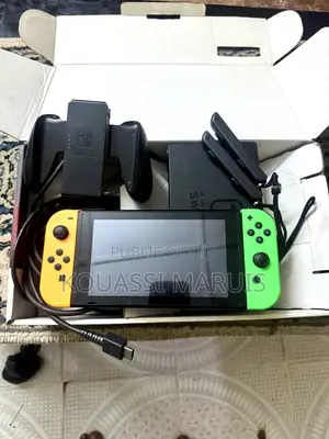 Nintendo Switch Cracker 15 Jeux Inclus