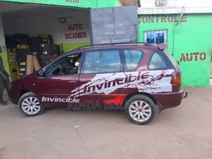 Toyota Picnic 2.0 FWD 2002 Rouge