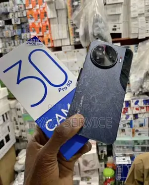 Nouveau Tecno Camon 30 256 GB Noir