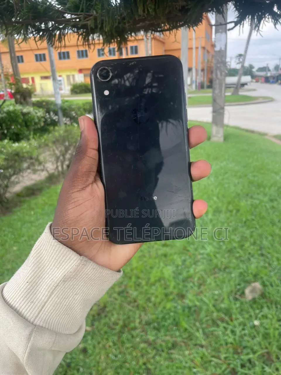 Apple iPhone XR 64 GB Noir