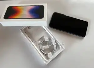 Nouveau Apple iPhone 14 Pro Max 128 GB Noir