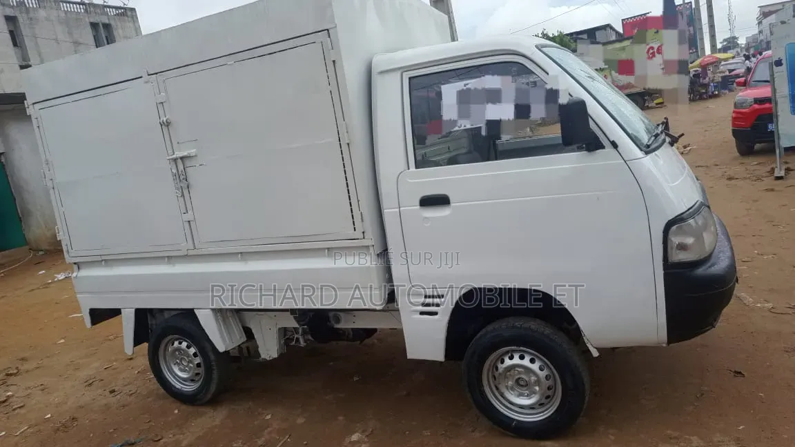 Suzuki Carry