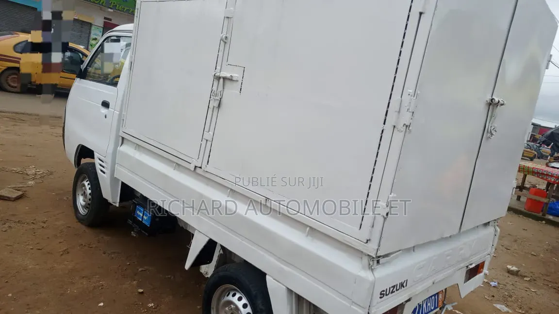 Suzuki Carry