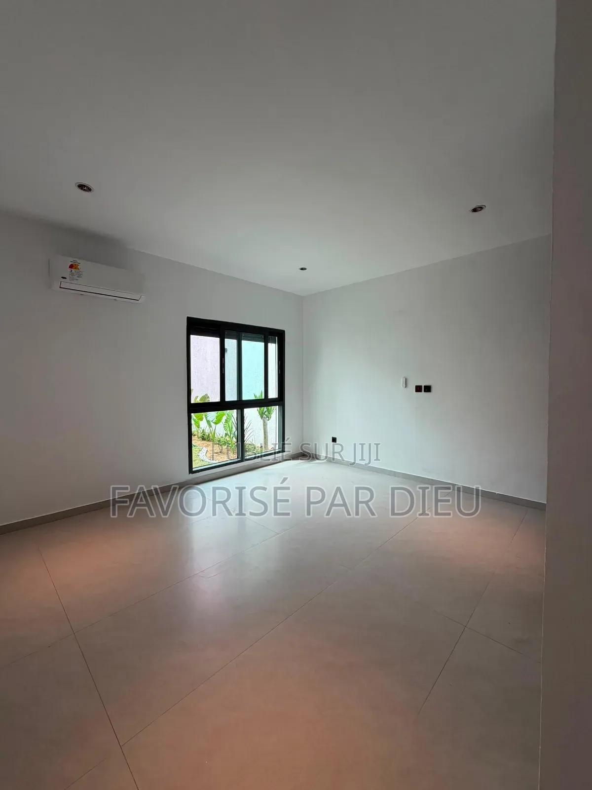 4chbre Duplex dans Cocody à Louer