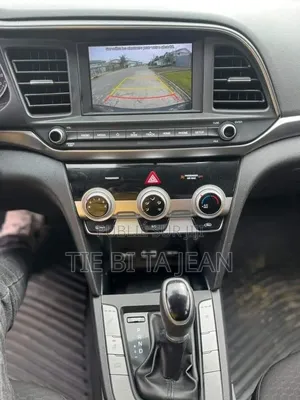 Hyundai Elantra 2019 Noir
