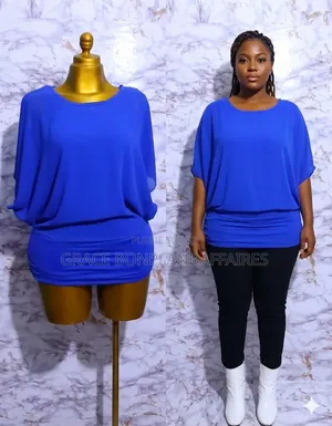 T-Shirt Bleu Femme Confortable. Solde : 1500fcfa