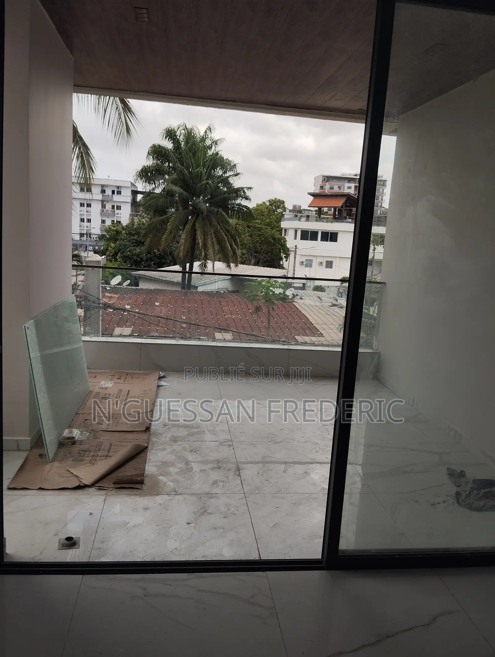 3chbre Appartement dans Marcory à Vendre