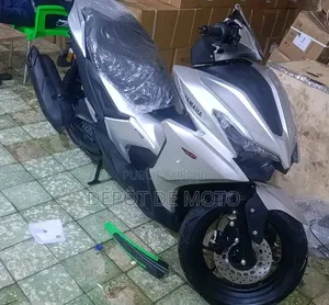 Nouveau Yamaha Autre 2026 Gris