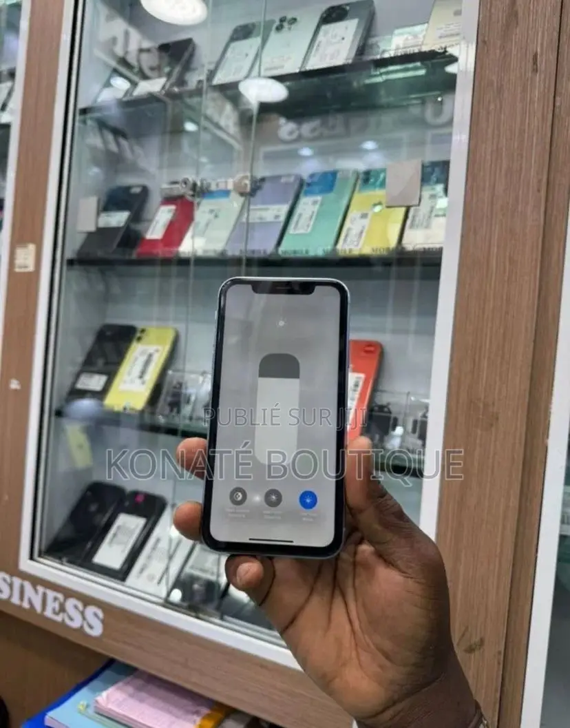 Nouveau Apple iPhone XR 64 GB Blanc