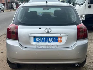 Toyota Corolla 2004 Gris