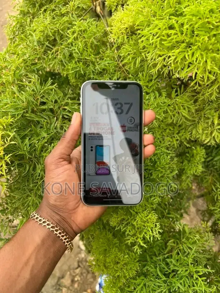 Nouveau Apple iPhone 11 128 GB Blanc