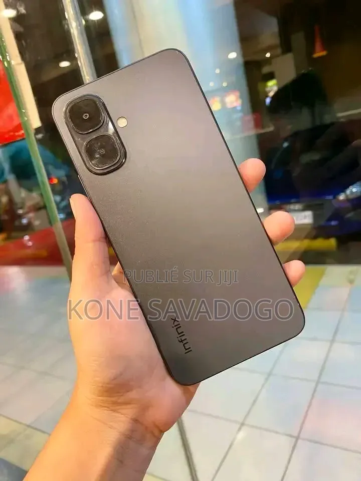 Nouveau Infinix Smart 10 128 GB Noir