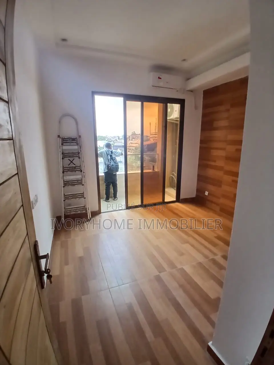 2chbre Appartement dans Cocody à Louer