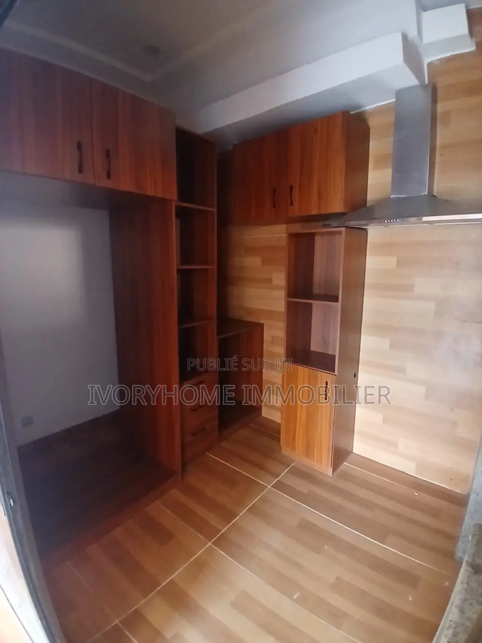 2chbre Appartement dans Cocody à Louer