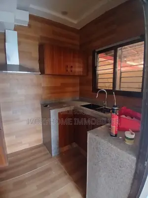 2chbre Appartement dans Cocody à Louer