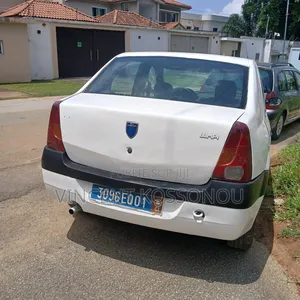 Dacia Logan 2007 Blanc cassé