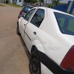 Dacia Logan 2007 Blanc cassé