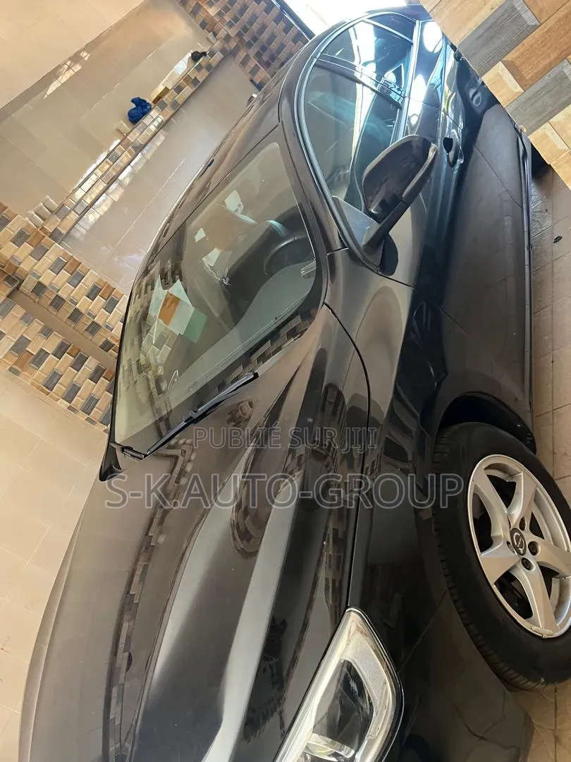 Volvo S60 2018 Noir