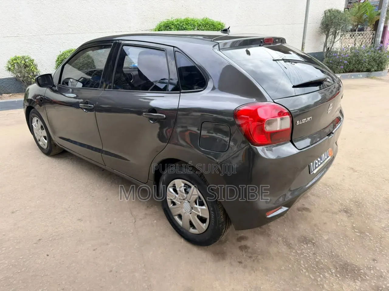 Suzuki Baleno 2019 Gris