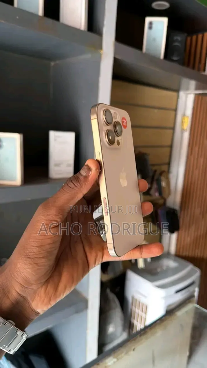 Nouveau Apple iPhone 16 Pro 256 GB Or rose