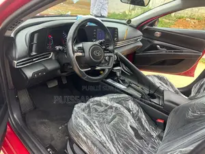 Hyundai Elantra 2022 Rouge